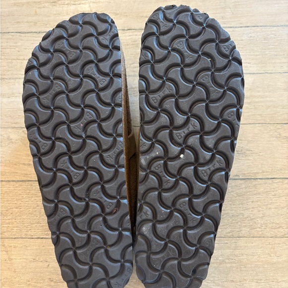 Birkenstock Tan Moccasins / Mules with Buckle - Picture 4 of 4